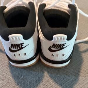 Nike Kids White and Black Low-Top Air Sneakers with Gum Sole